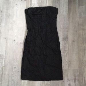 Sleeveless black pencil dress